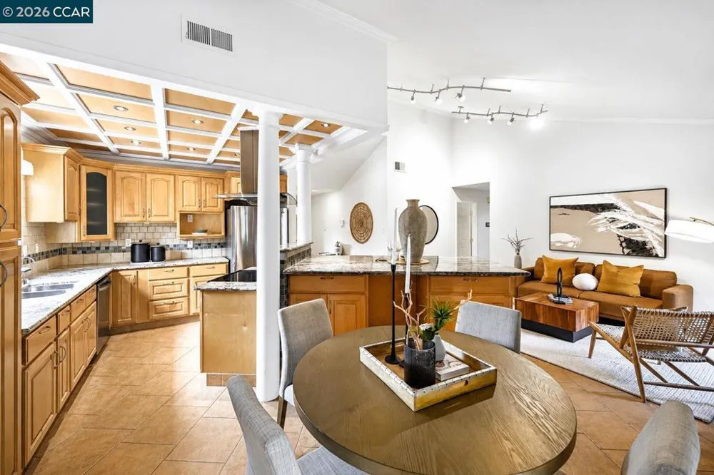 923 Pinon Dr Martinez, CA 94553