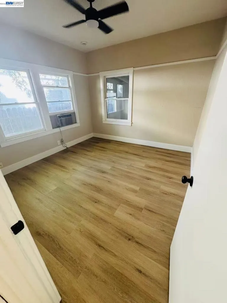 1034 x st Sacramento, CA 95818