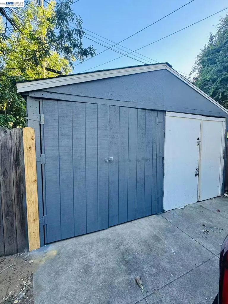1034 x st Sacramento, CA 95818