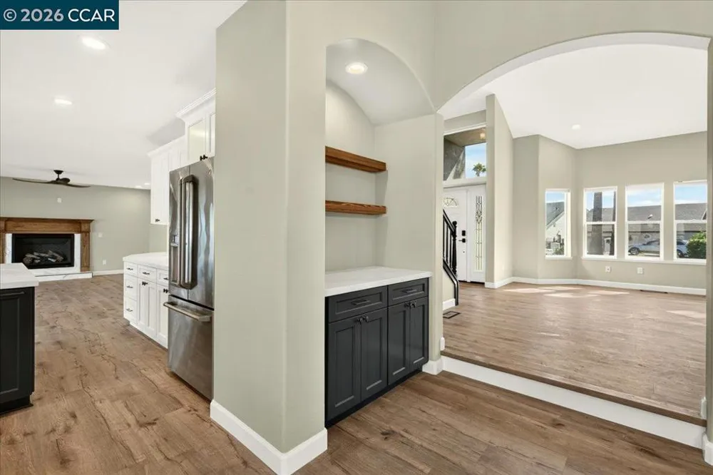 4880 Discovery Pt Discovery Bay, CA 94505