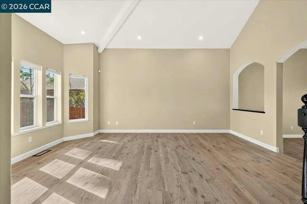 4880 Discovery Pt Discovery Bay, CA 94505
