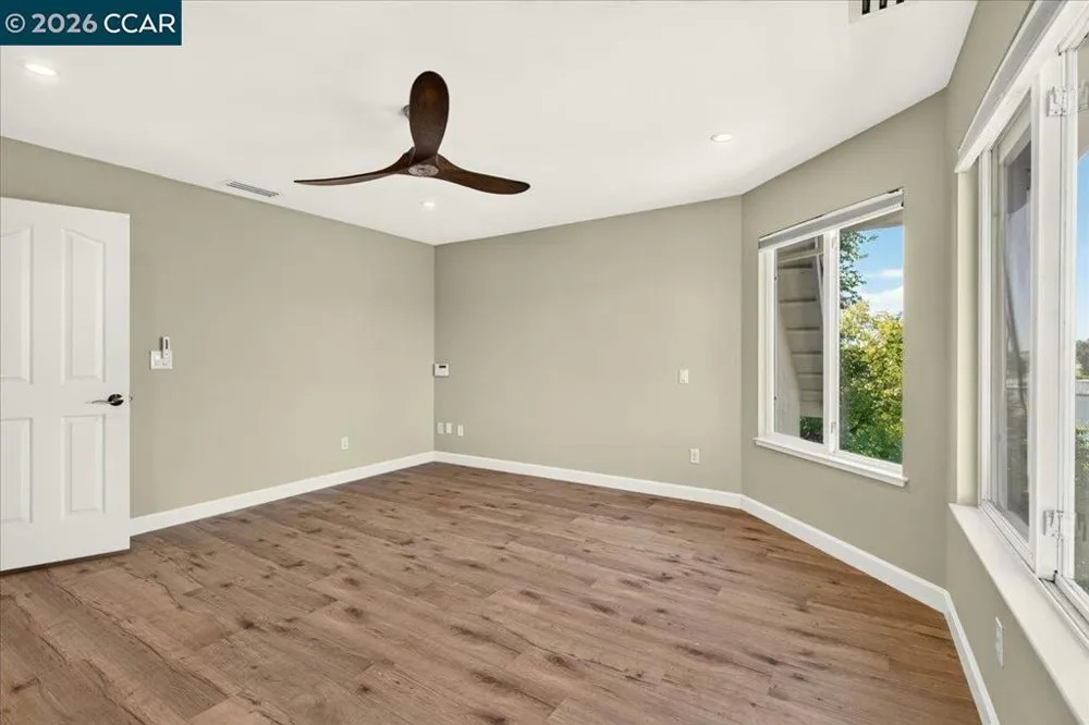 4880 Discovery Pt Discovery Bay, CA 94505
