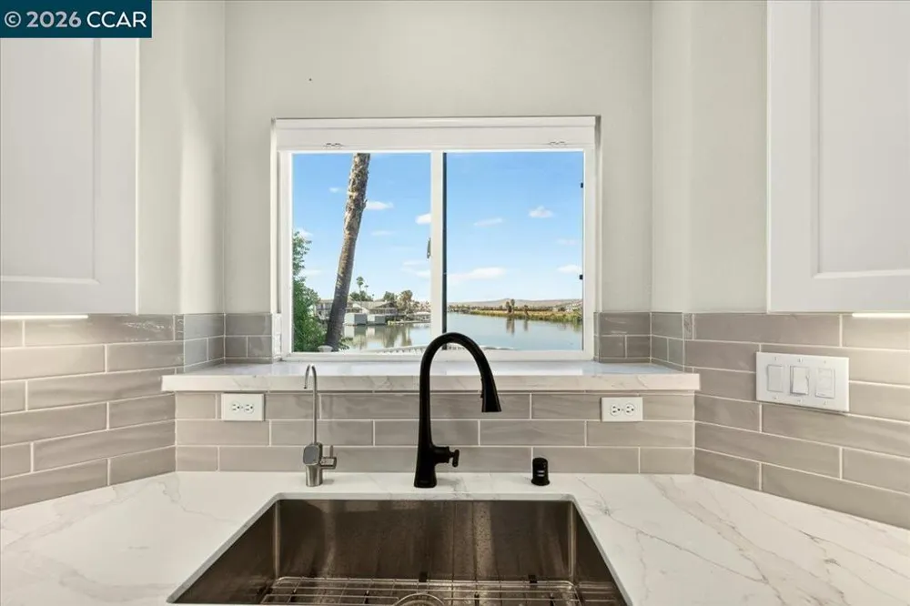4880 Discovery Pt Discovery Bay, CA 94505