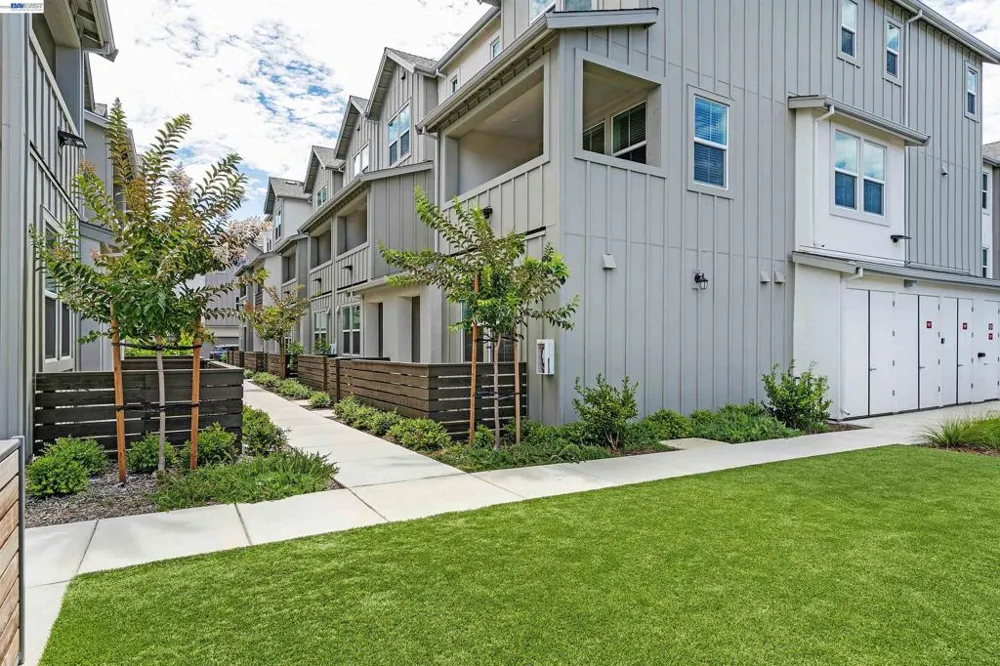 3702 Scribe way Castro Valley, CA 94546