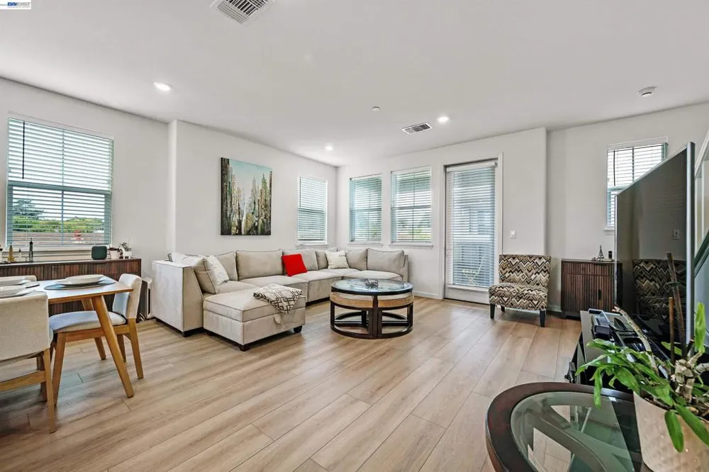 3702 Scribe way Castro Valley, CA 94546