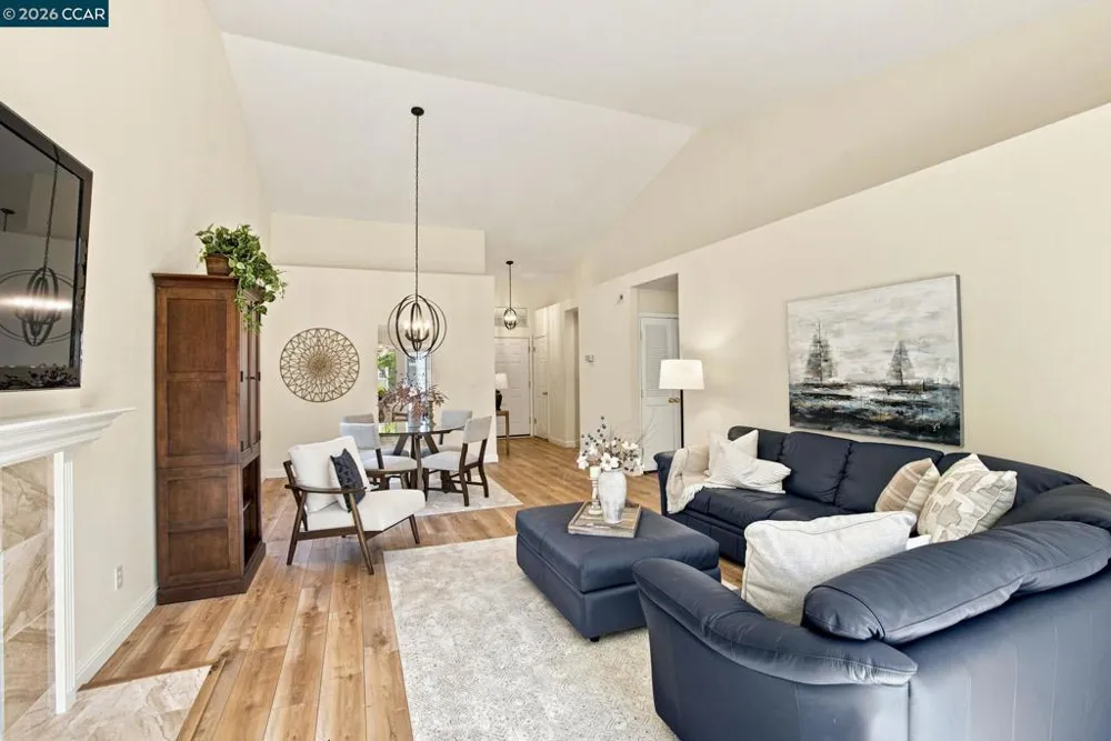 636 Julpun Loop Clayton, CA 94517