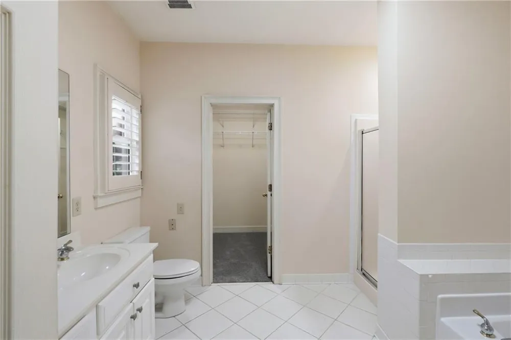 100 Clay Court Tyrone, GA 30290