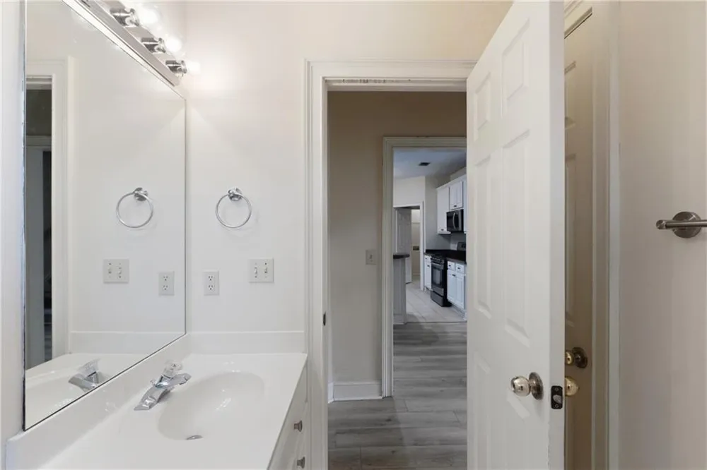 100 Clay Court Tyrone, GA 30290