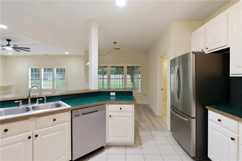 100 Clay Court Tyrone, GA 30290