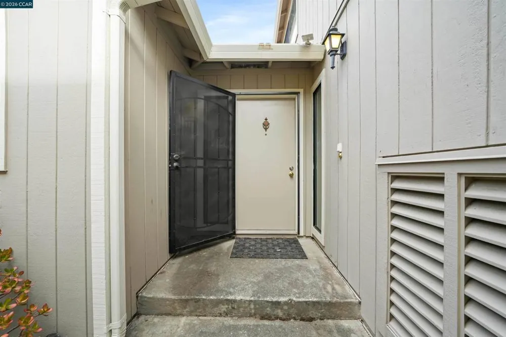 151 Terrace Ct Hercules, CA 94547