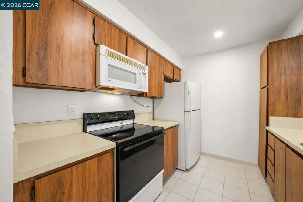 151 Terrace Ct Hercules, CA 94547