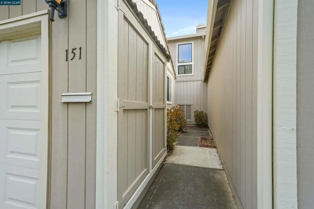151 Terrace Ct Hercules, CA 94547