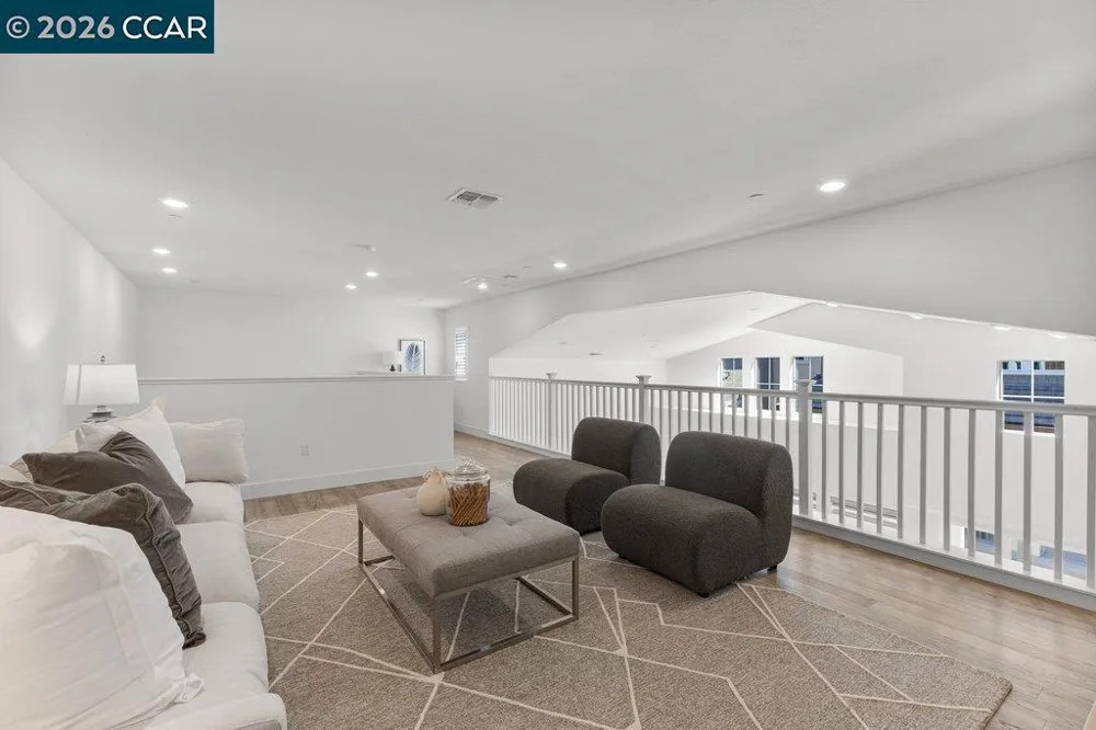75208 VIA VICENZA San Ramon, CA 94583