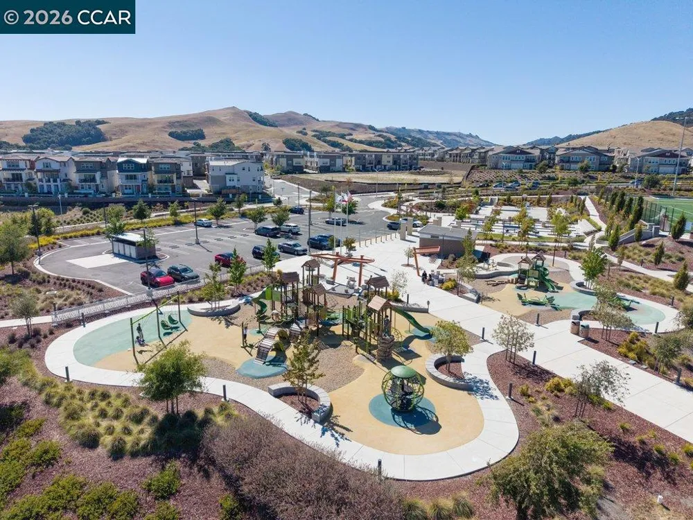 75208 VIA VICENZA San Ramon, CA 94583