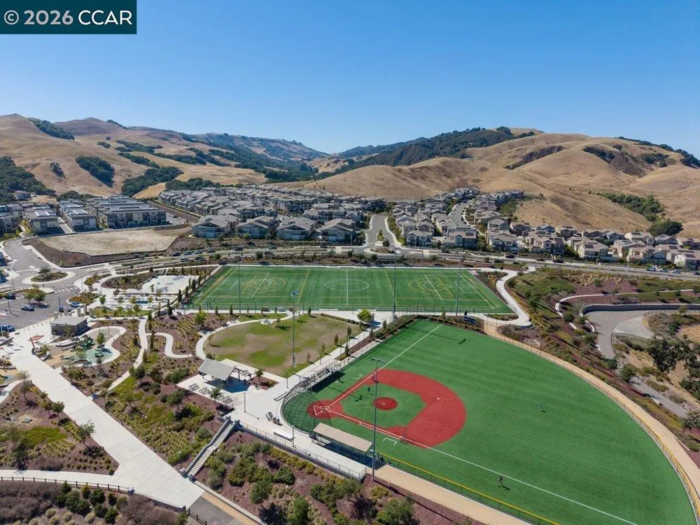 75208 VIA VICENZA San Ramon, CA 94583