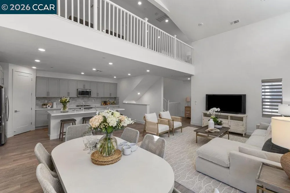 75208 VIA VICENZA San Ramon, CA 94583