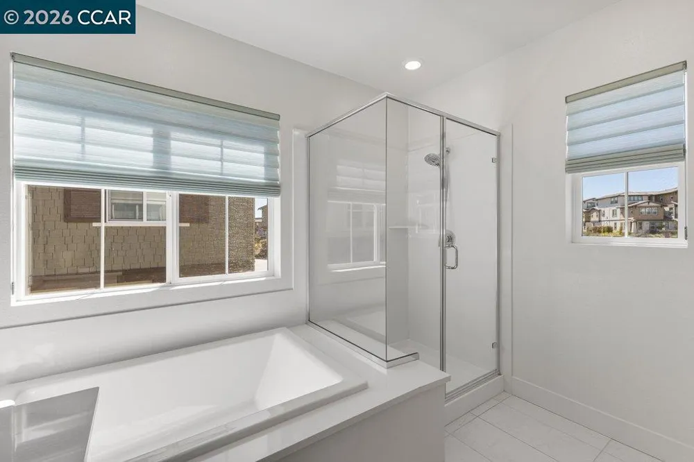 75208 VIA VICENZA San Ramon, CA 94583