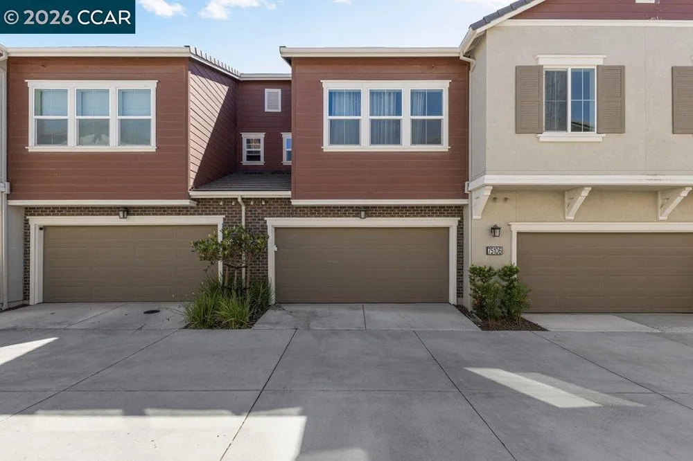 75208 VIA VICENZA San Ramon, CA 94583