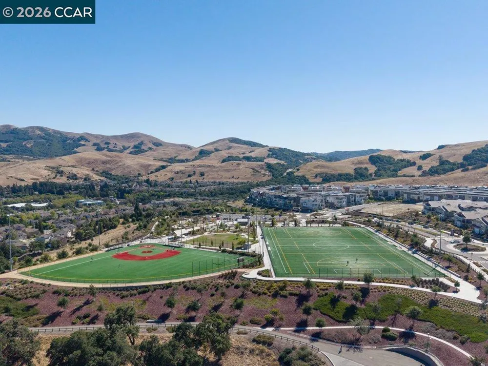 75208 VIA VICENZA San Ramon, CA 94583