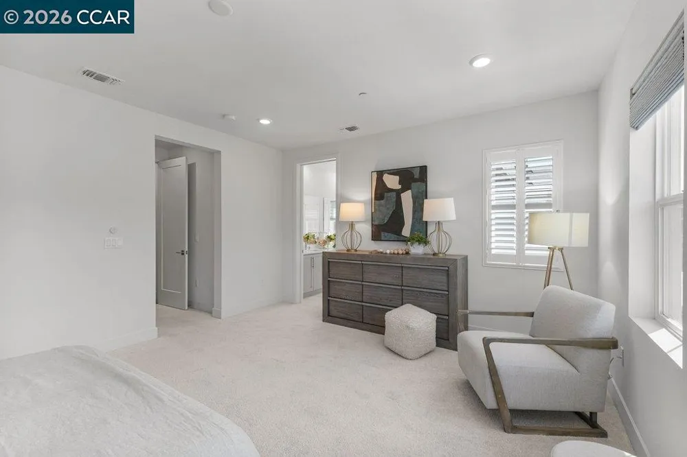 75208 VIA VICENZA San Ramon, CA 94583