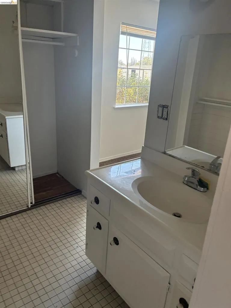 2119 Sugartree Dr Pittsburg, CA 94565