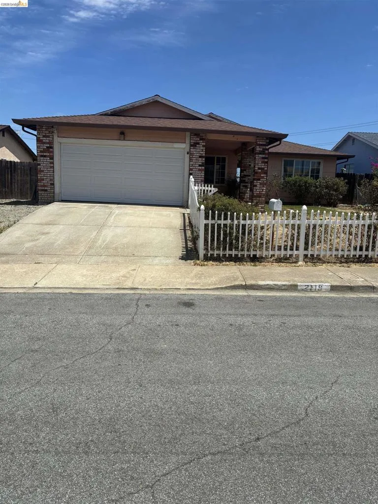 2119 Sugartree Dr Pittsburg, CA 94565