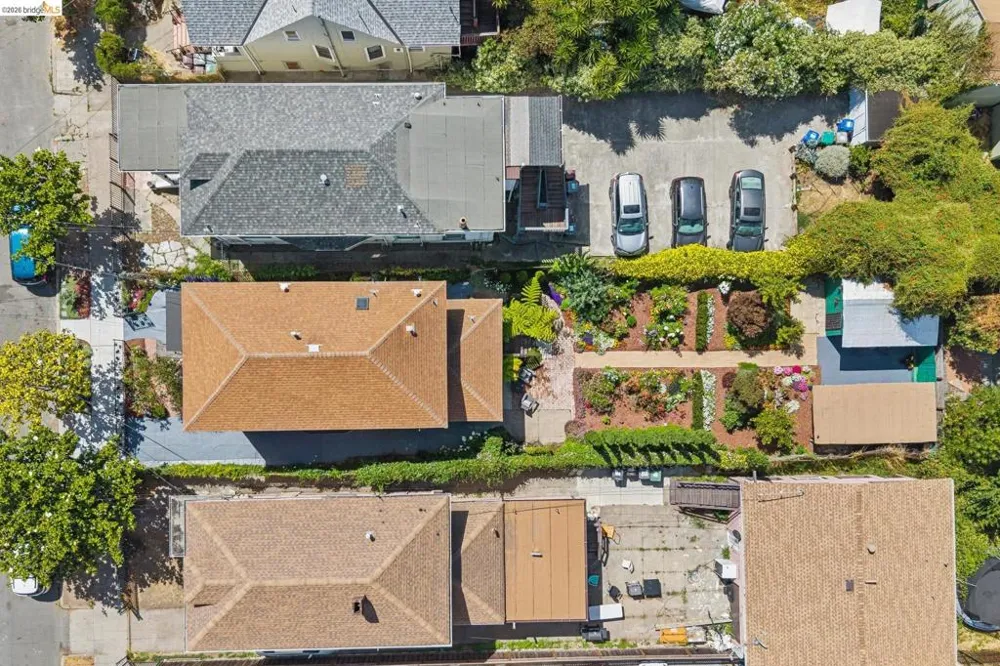 688 31St St Oakland, CA 94609