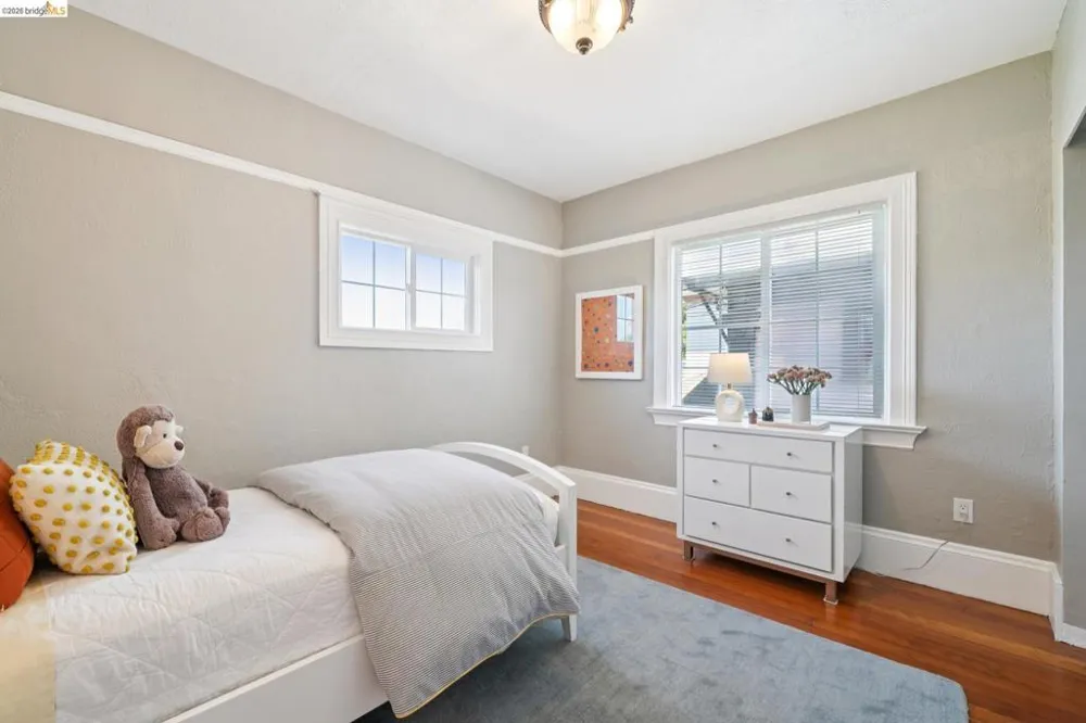 688 31St St Oakland, CA 94609