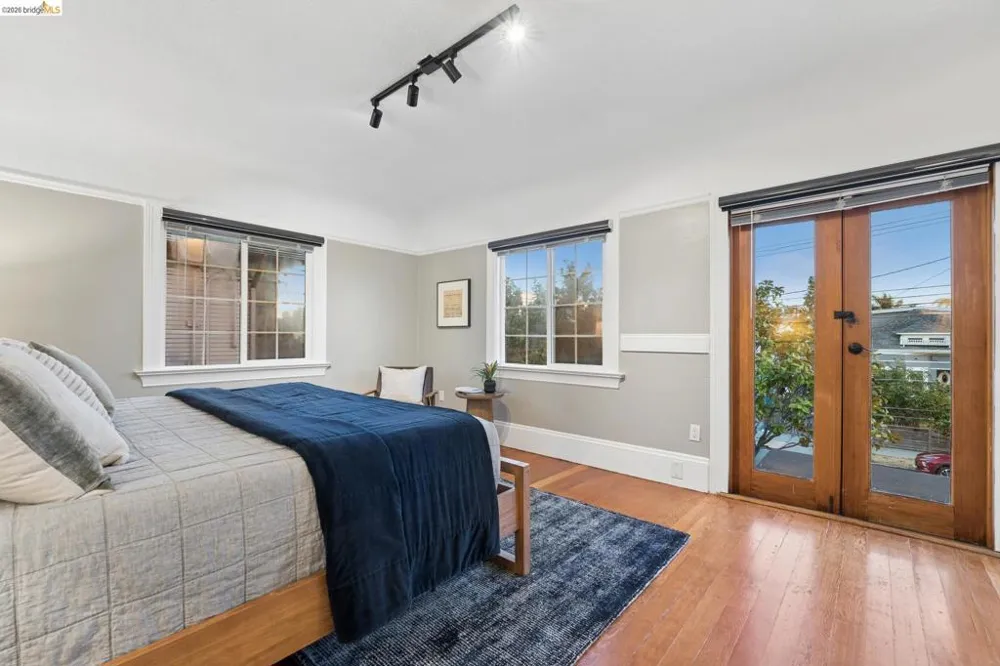 688 31St St Oakland, CA 94609
