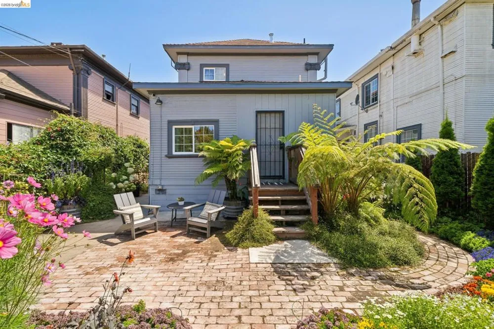 688 31St St Oakland, CA 94609