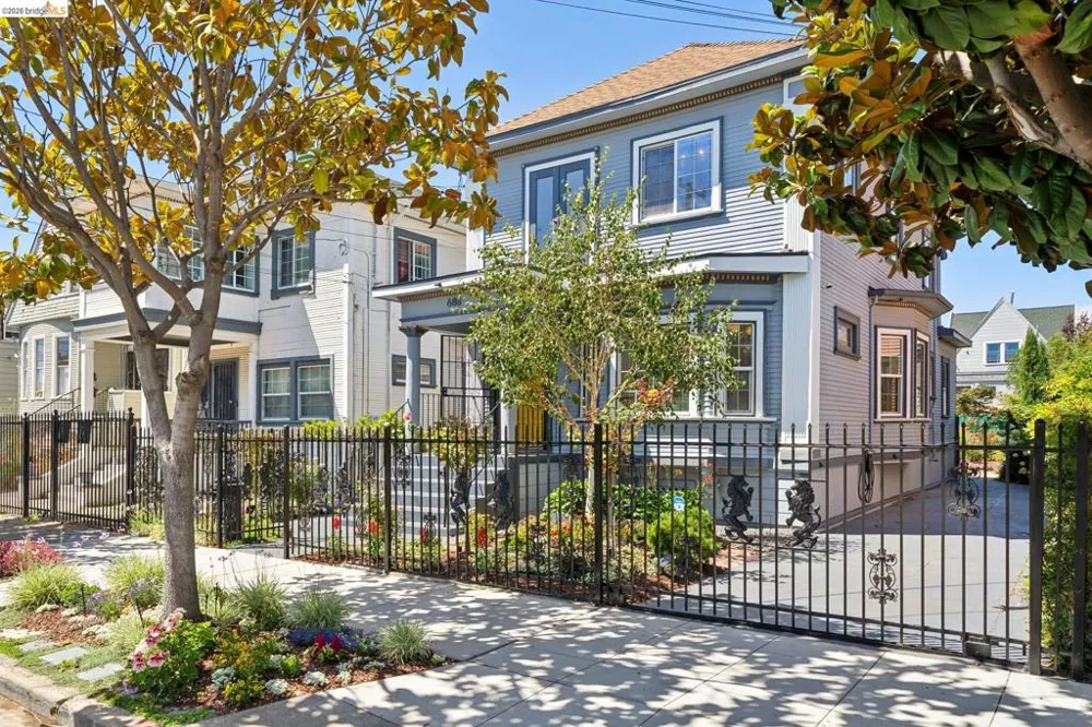 688 31St St Oakland, CA 94609