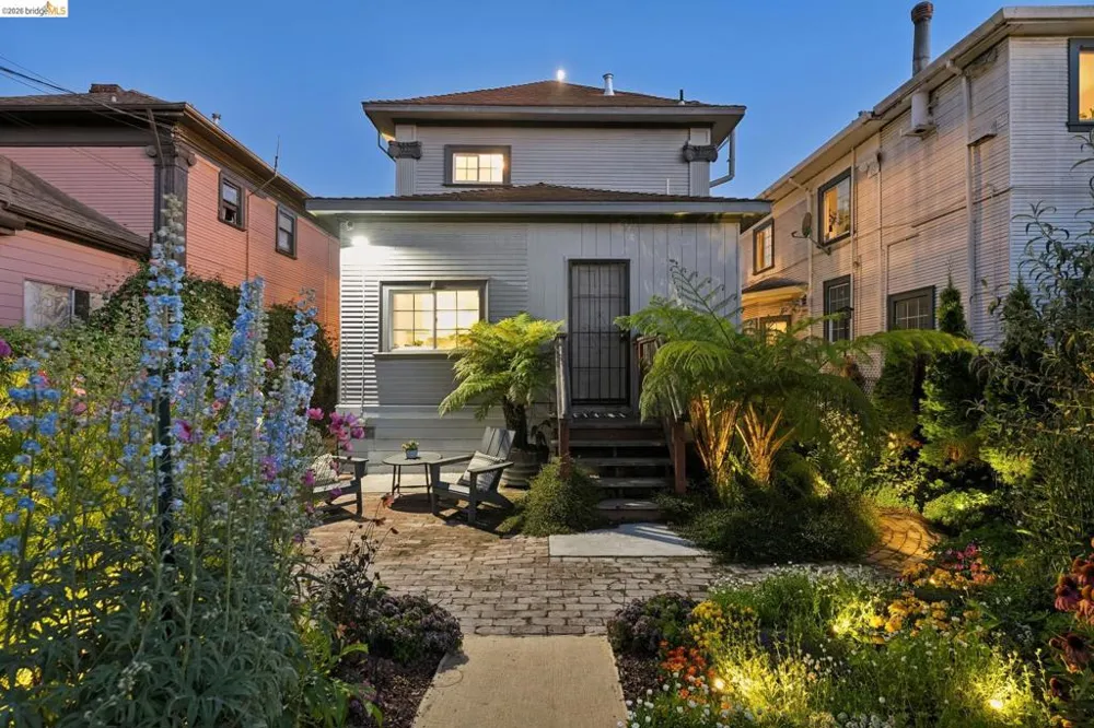 688 31St St Oakland, CA 94609
