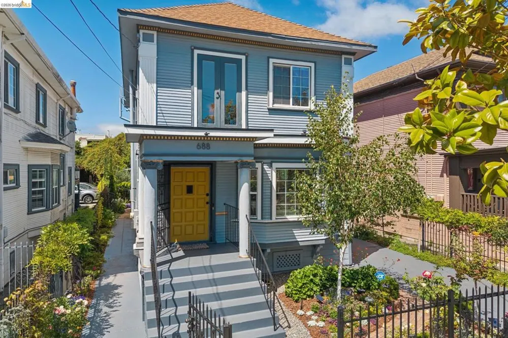 688 31St St Oakland, CA 94609