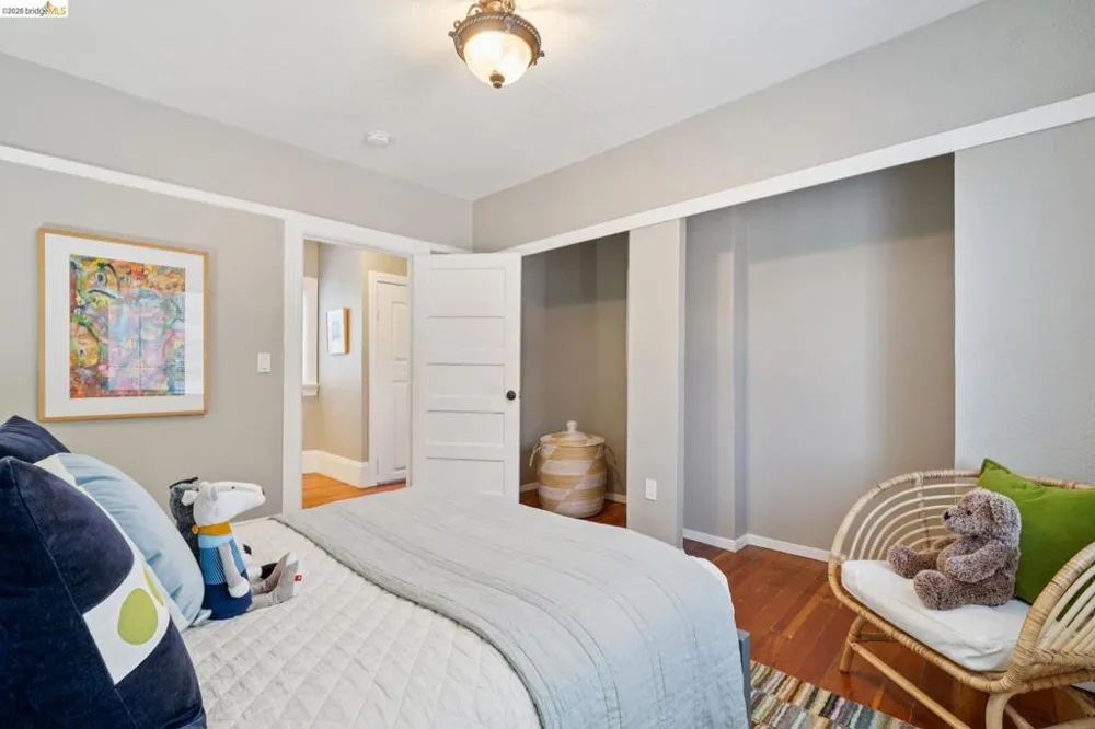 688 31St St Oakland, CA 94609