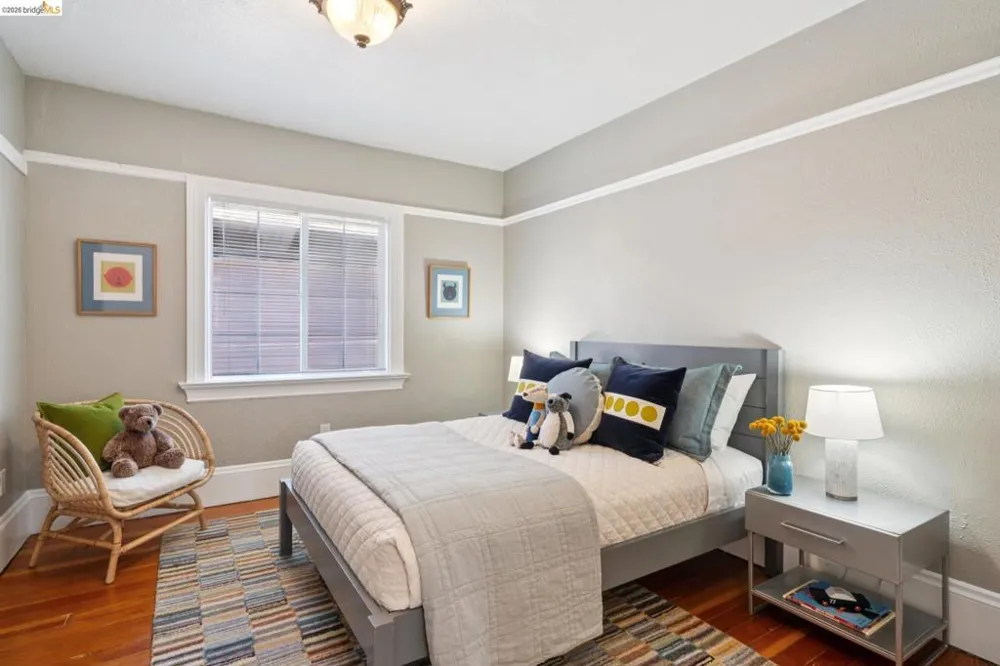 688 31St St Oakland, CA 94609