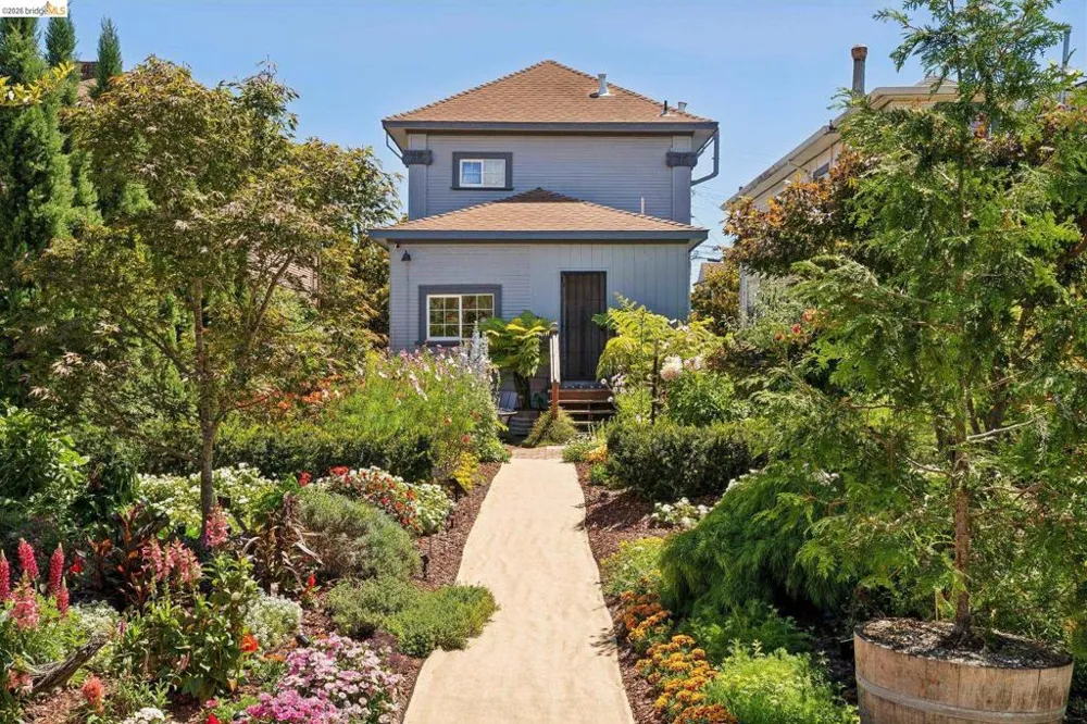 688 31St St Oakland, CA 94609
