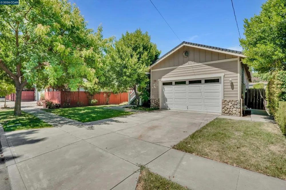 3190 Castro St Martinez, CA 94553