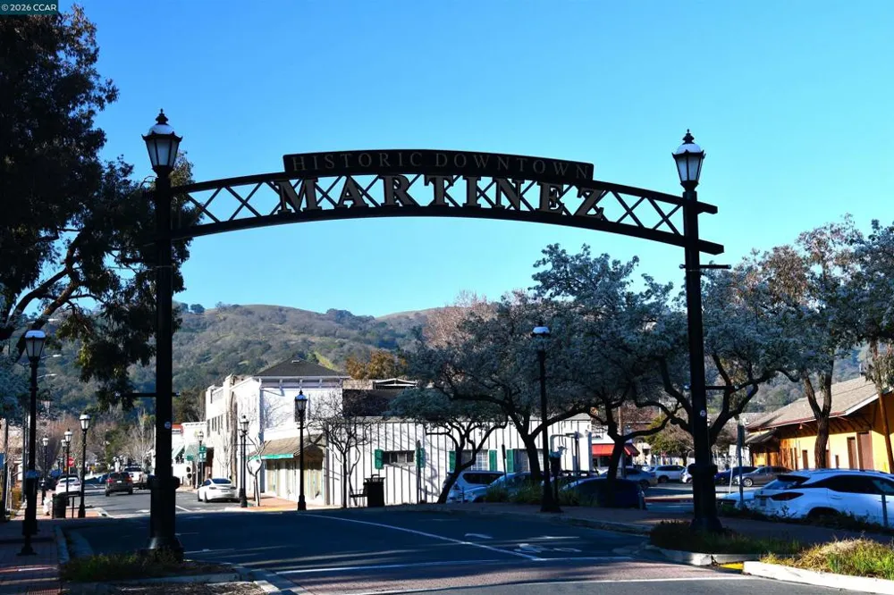 3190 Castro St Martinez, CA 94553