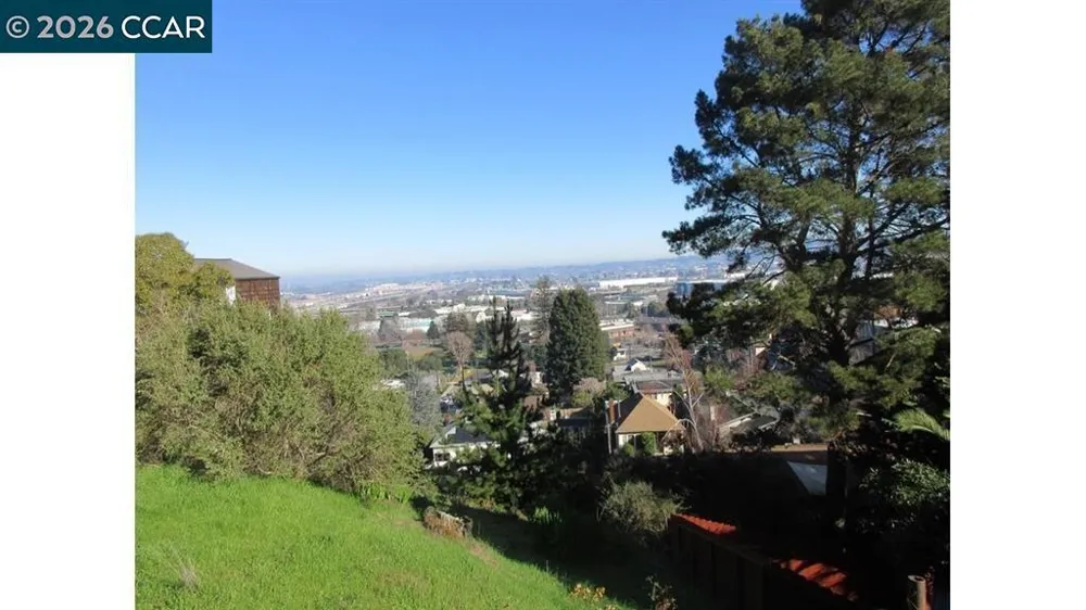 Crest Ave Richmond, CA 94801