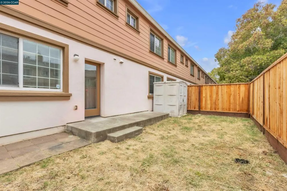 712 Daniels Ave Vallejo, CA 94590