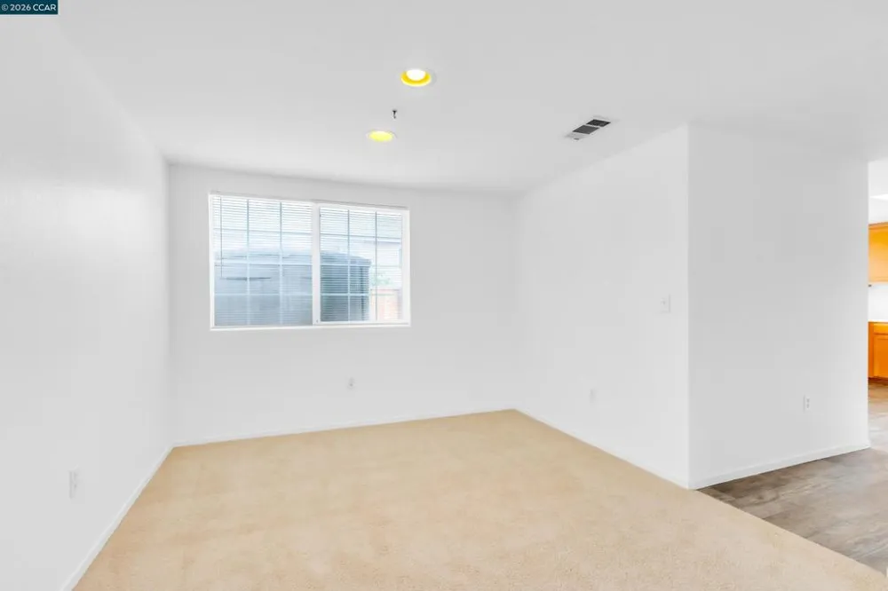 712 Daniels Ave Vallejo, CA 94590