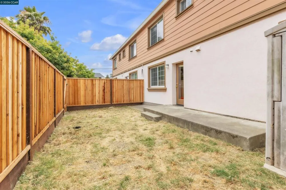 712 Daniels Ave Vallejo, CA 94590