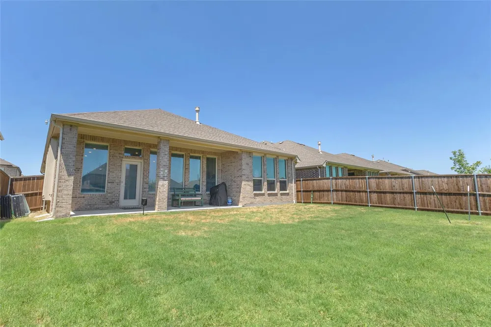 1140 Canuela Way Justin, TX 76247