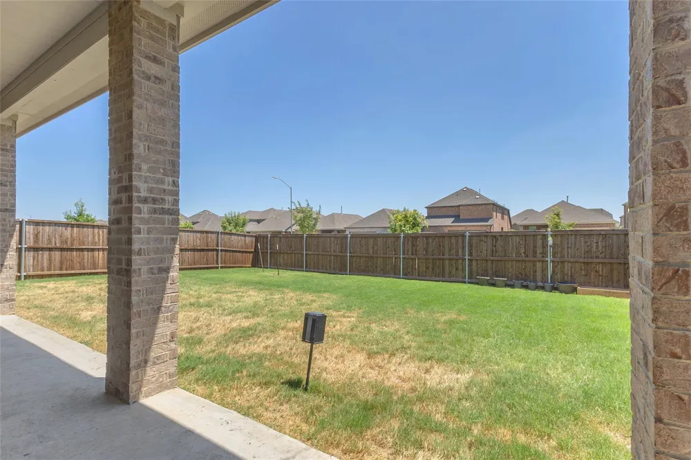 1140 Canuela Way Justin, TX 76247