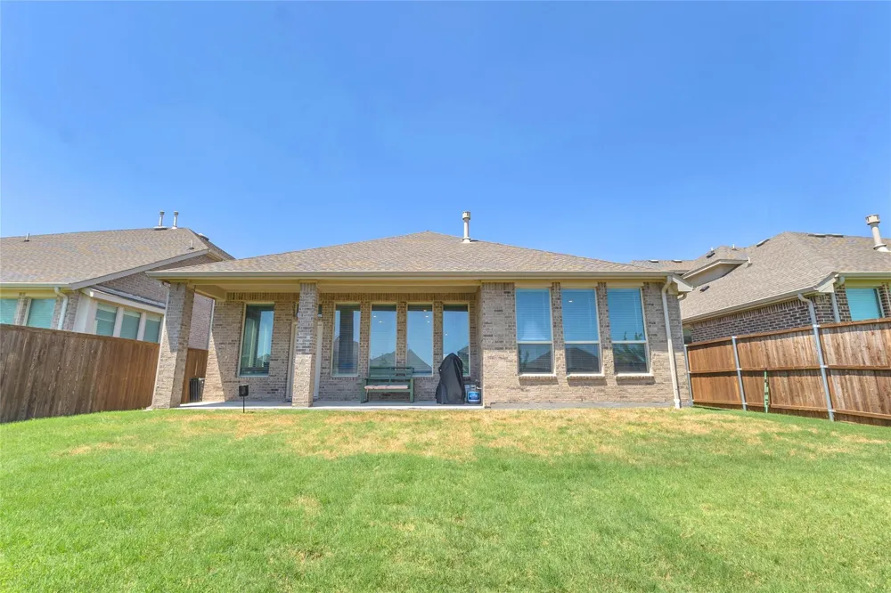 1140 Canuela Way Justin, TX 76247