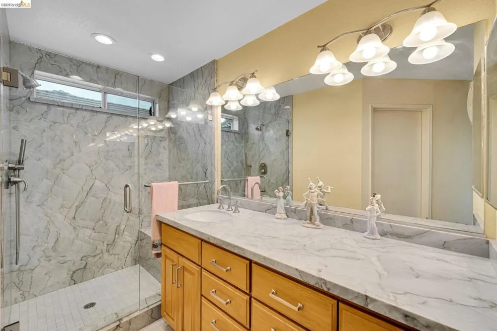 1553 Shadowood Ct. Tracy, CA 95376