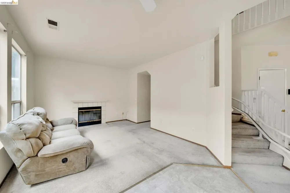 1553 Shadowood Ct. Tracy, CA 95376