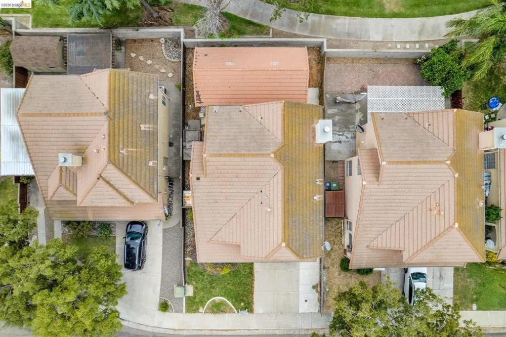1553 Shadowood Ct. Tracy, CA 95376
