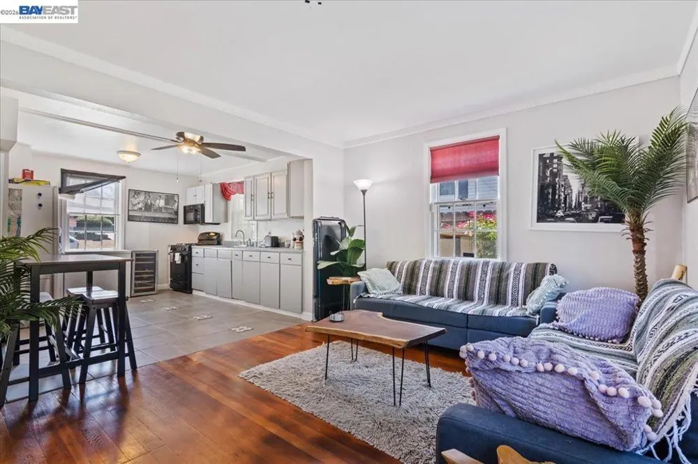 44 Parrott St Vallejo, CA 94590