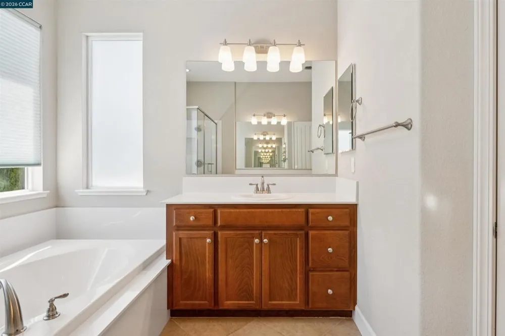 475 Mallard's Gulch Dr Rio Vista, CA 94571